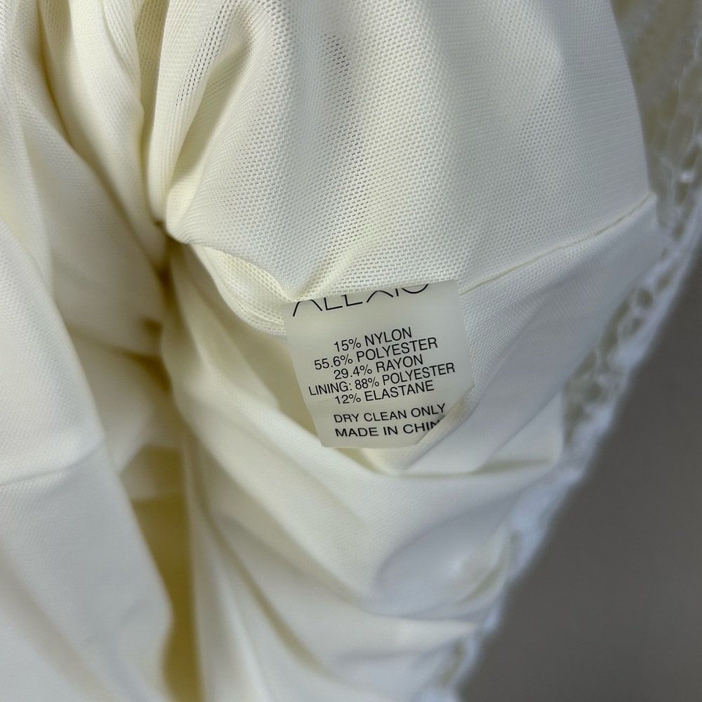Alexis Kleo Midi Dress - Picture 10 of 10